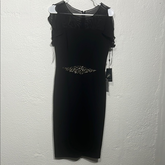 Adrianna Papell Dresses & Skirts - Adrianna Papell - Elegant Black Dress with Embellished Detail size 2 NWT